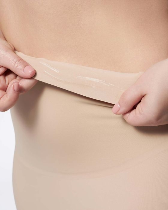 Wyszczuplająca półhalka 220 Naturalna