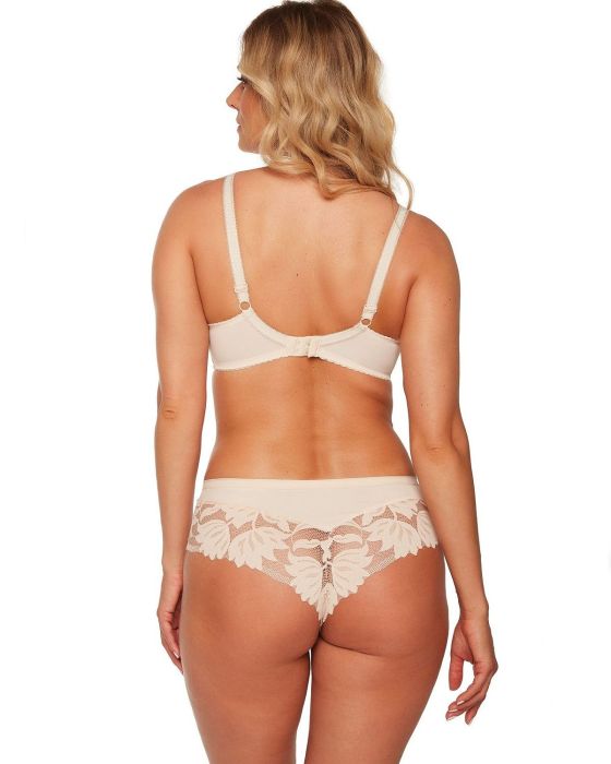Figi Nike 1135B Beżowe