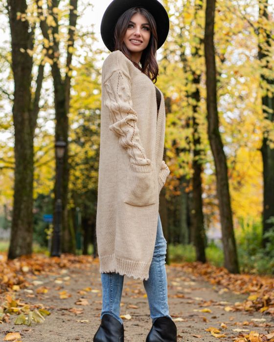 Sweter Delaina Beige